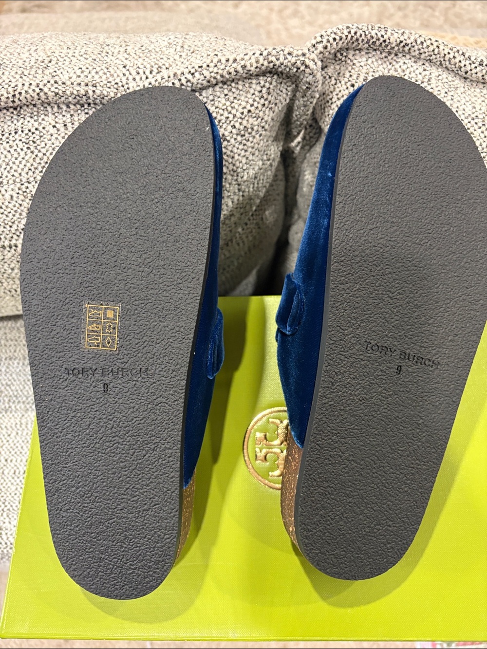 Tory Burch Royal Blue Velvet Backless Loafers with Logo Accent NIB - Picture 4 of 9
